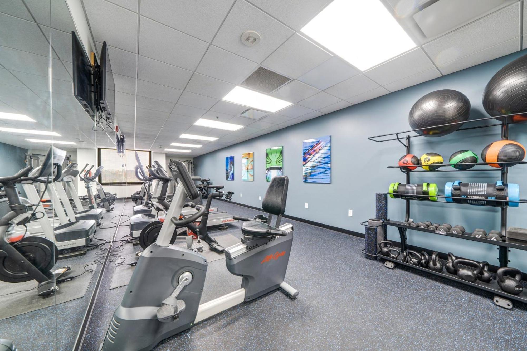 Luxe City Views Prime Location 24-7 Parking Gym Lounge พิตต์สเบิร์ก ภายนอก รูปภาพ