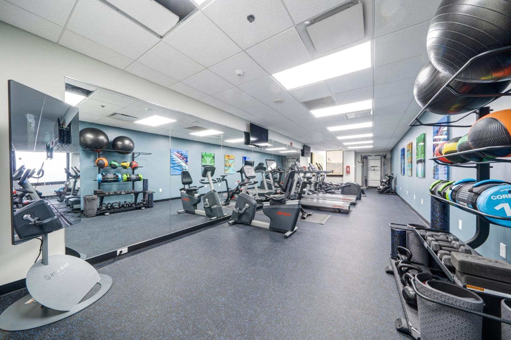 Luxe City Views Prime Location 24-7 Parking Gym Lounge พิตต์สเบิร์ก ภายนอก รูปภาพ